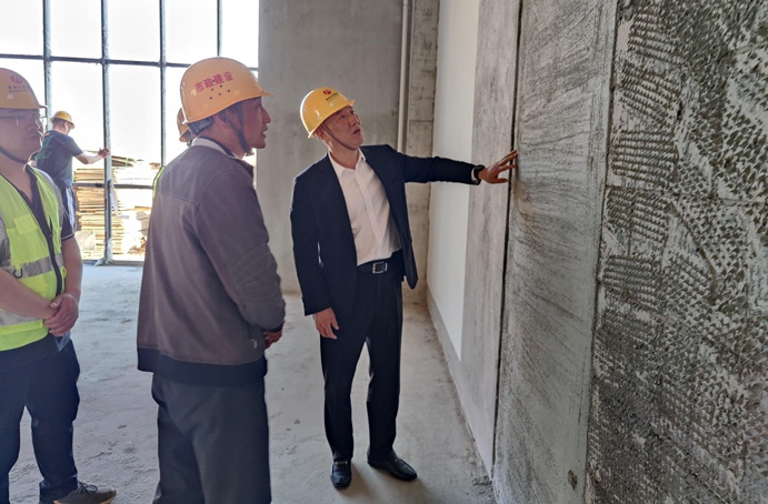 徐旭前往市政公用城三期項目、市政綠色建材科技產(chǎn)業(yè)園項目調研